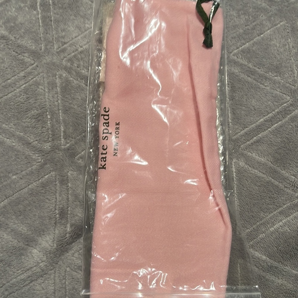 Kate spade flower necklace - Picture 4 of 6